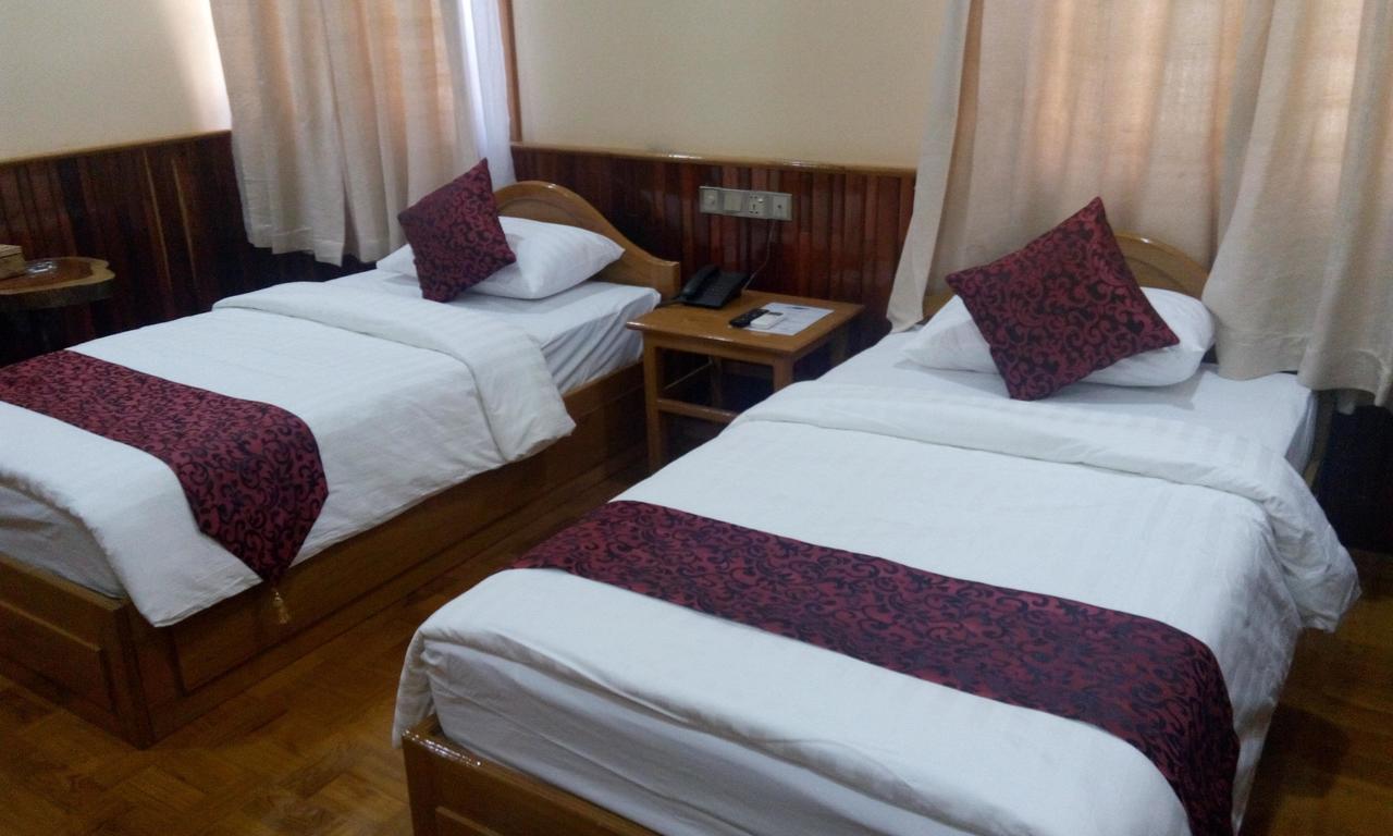 Hotel Juno Pakokku Bagian luar foto